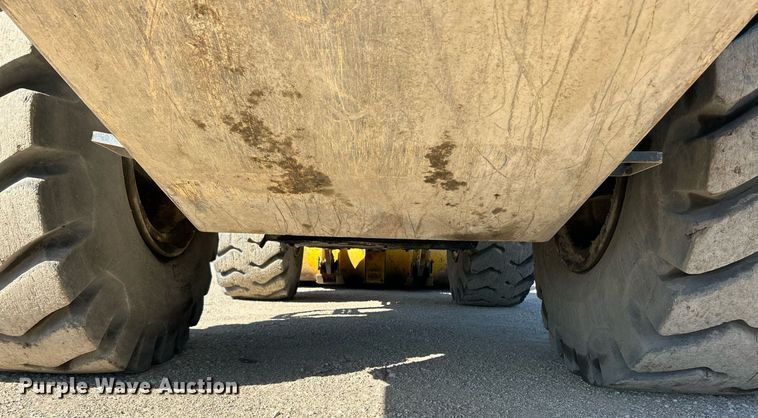 image for item EK3515 2003 Komatsu WA470-5H wheel loader