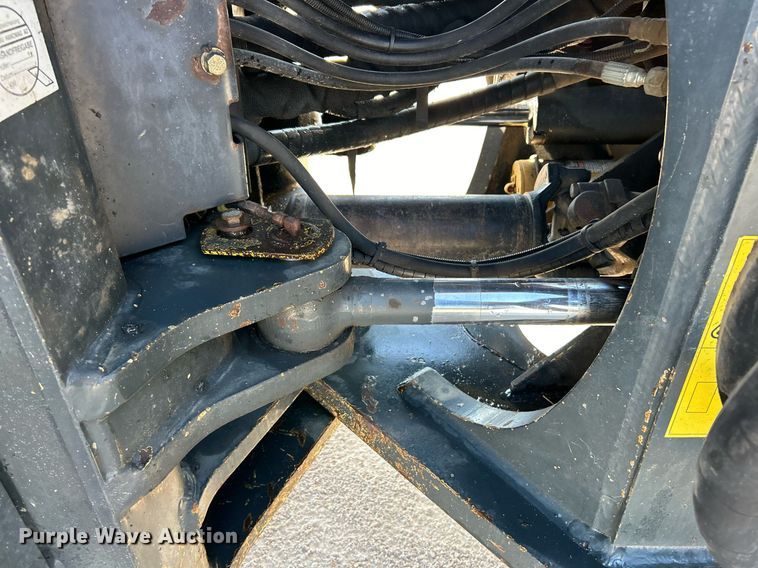 image for item EK3515 2003 Komatsu WA470-5H wheel loader