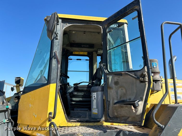 image for item EK3515 2003 Komatsu WA470-5H wheel loader