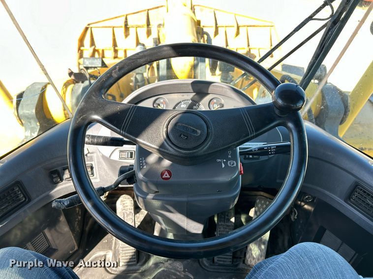 image for item EK3515 2003 Komatsu WA470-5H wheel loader