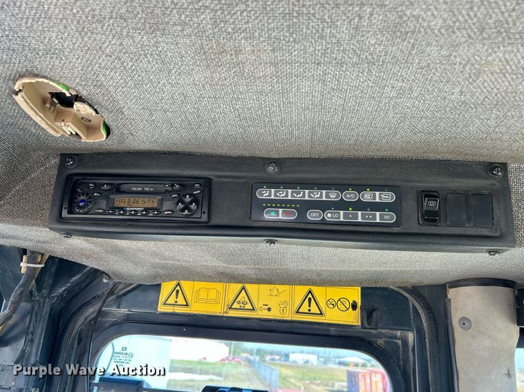 image for item EK3515 2003 Komatsu WA470-5H wheel loader