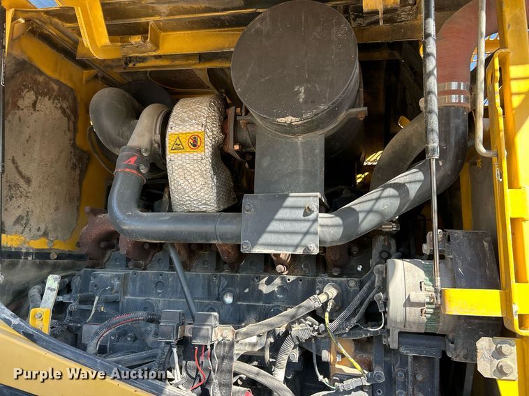 image for item EK3515 2003 Komatsu WA470-5H wheel loader