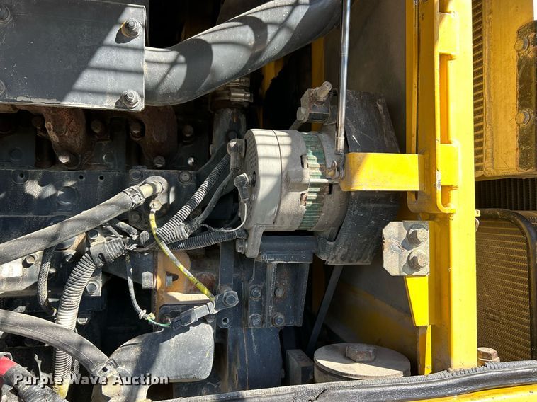 image for item EK3515 2003 Komatsu WA470-5H wheel loader