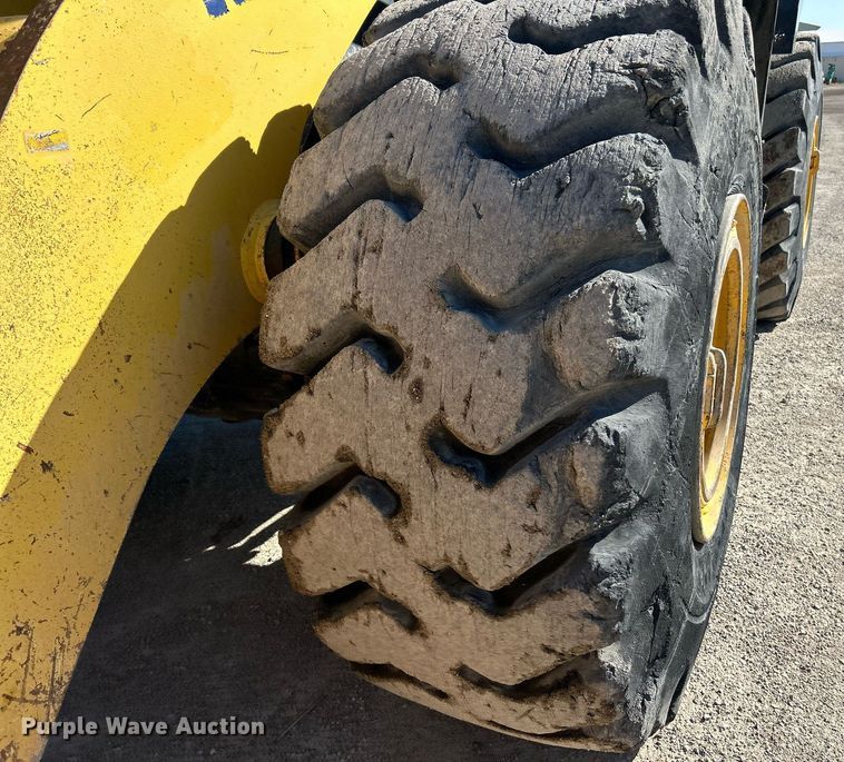 image for item EK3515 2003 Komatsu WA470-5H wheel loader