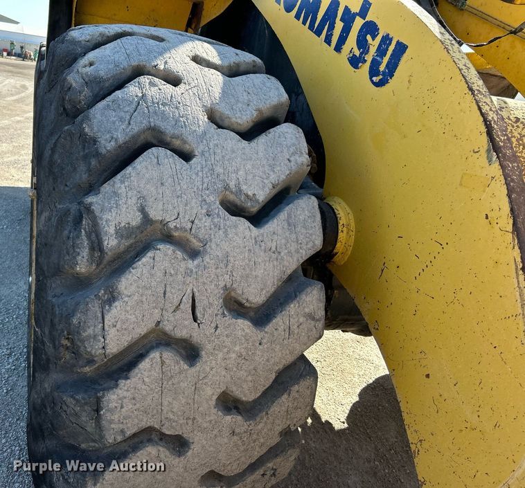 image for item EK3515 2003 Komatsu WA470-5H wheel loader
