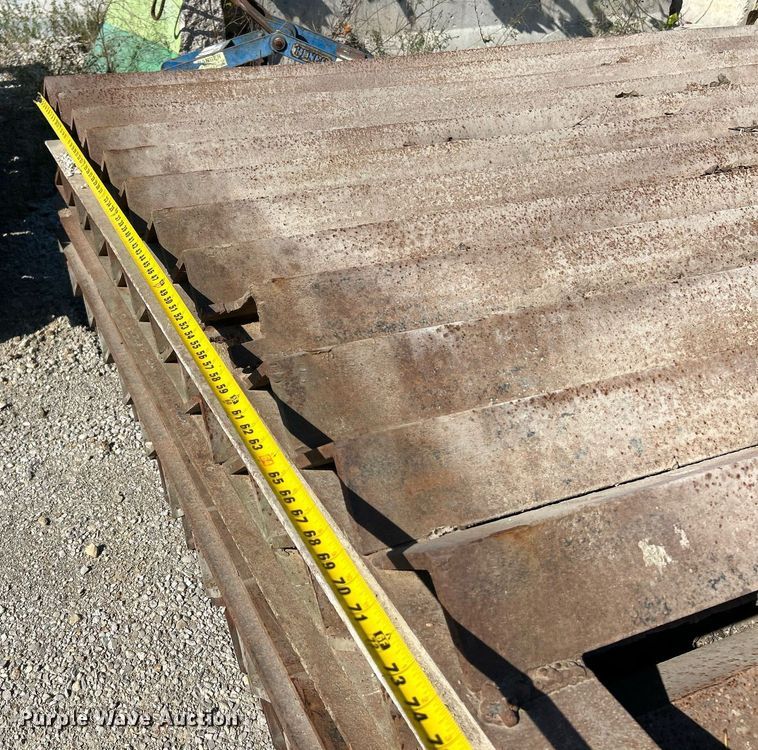 image for item EK3519 (9) trackout rumble grates