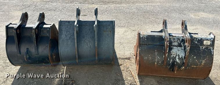 image for item EK3522 (3) excavator buckets