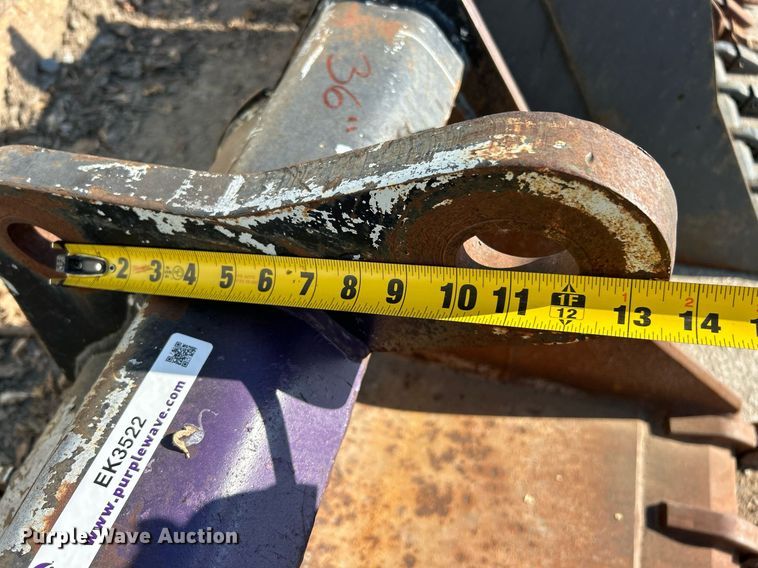 image for item EK3522 (3) excavator buckets