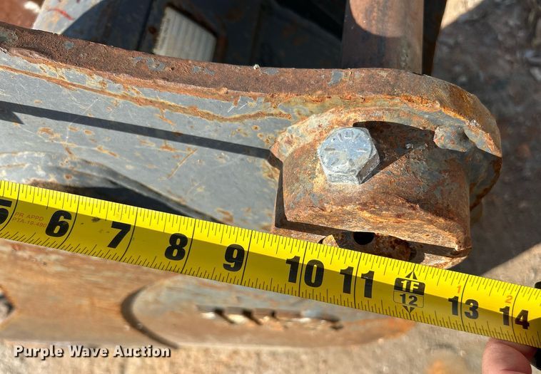 image for item EK3524 (2) excavator buckets