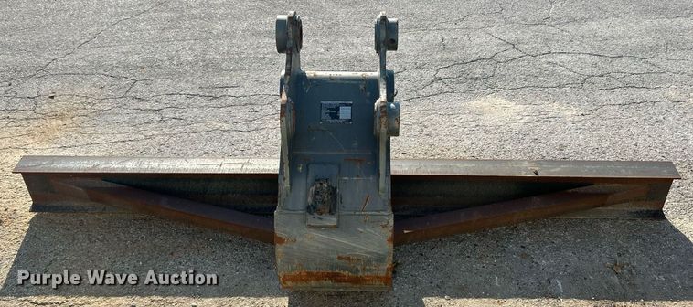 image for item EK3525 Volvo grading bucket