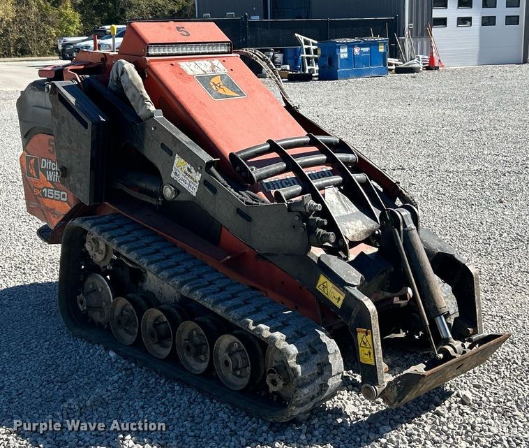 image for item EK3575 2018 Ditch Witch SK1550 compact utility loader