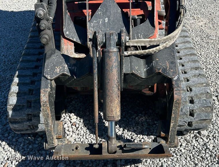 image for item EK3575 2018 Ditch Witch SK1550 compact utility loader