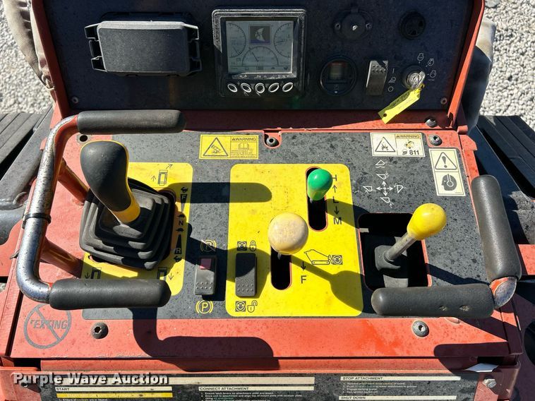 image for item EK3575 2018 Ditch Witch SK1550 compact utility loader