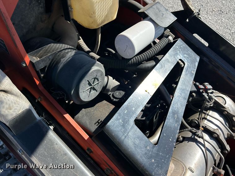 image for item EK3575 2018 Ditch Witch SK1550 compact utility loader