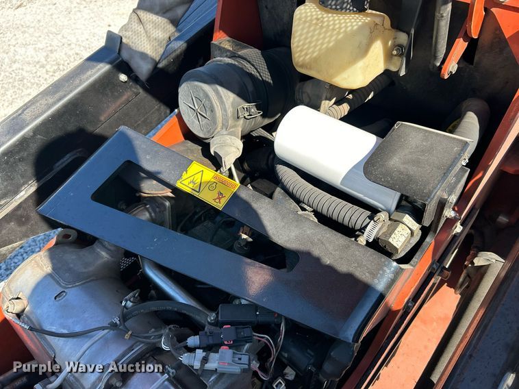 image for item EK3575 2018 Ditch Witch SK1550 compact utility loader