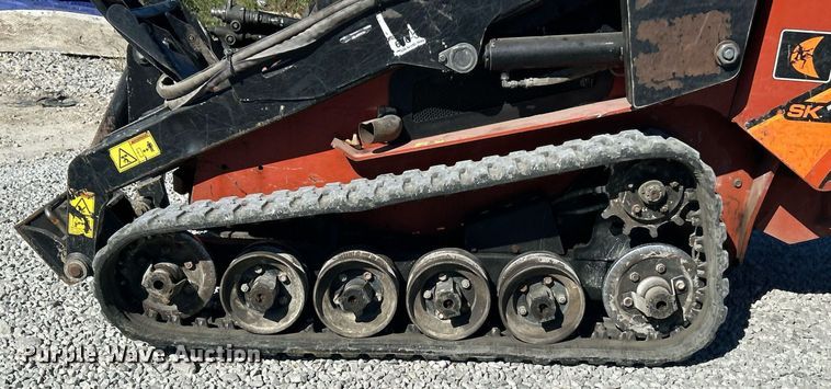 image for item EK3575 2018 Ditch Witch SK1550 compact utility loader