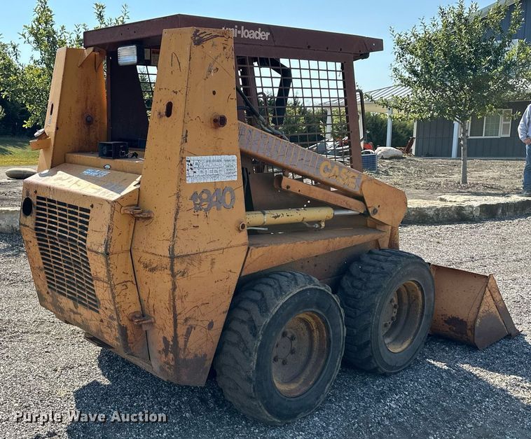 image for item EN0046 1994 Case  1840 skid steer loader