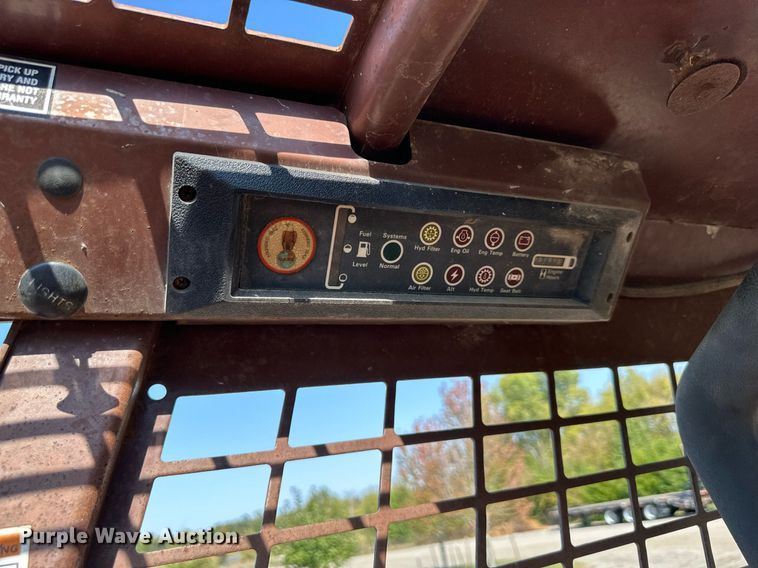 image for item EN0046 1994 Case  1840 skid steer loader