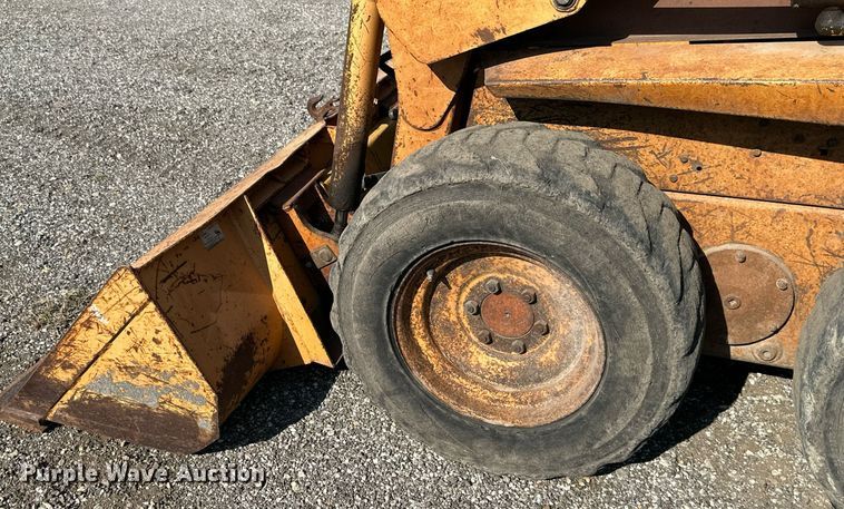 image for item EN0046 1994 Case  1840 skid steer loader