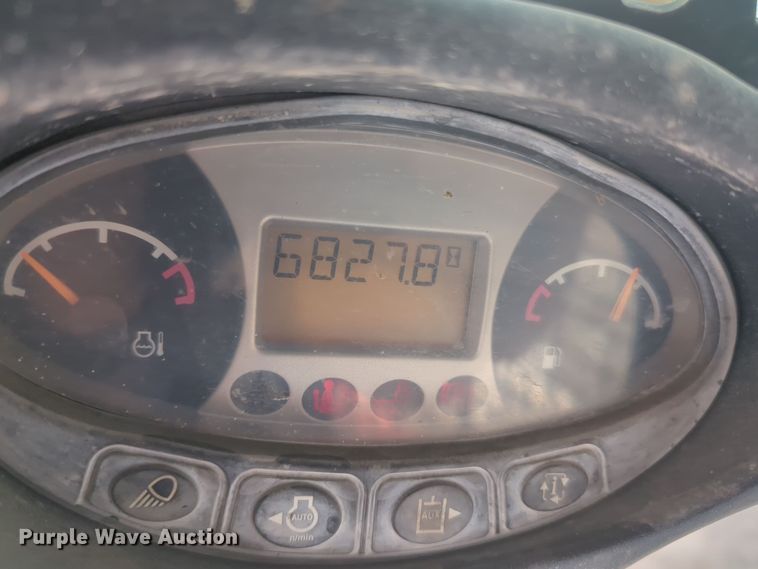 image for item EQ2278 2013 Bobcat S650 skid steer loader