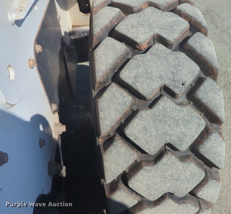 image for item EQ2278 2013 Bobcat S650 skid steer loader