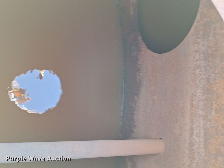 image for item EQ2283 1986 Mack R688ST water truck