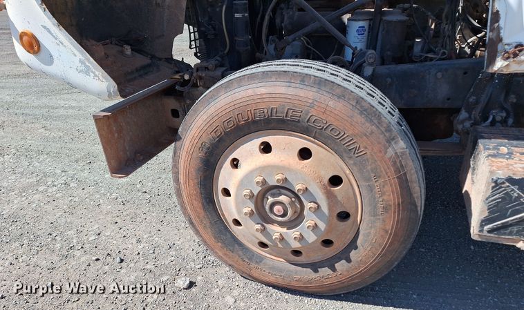 image for item EQ2283 1986 Mack R688ST water truck