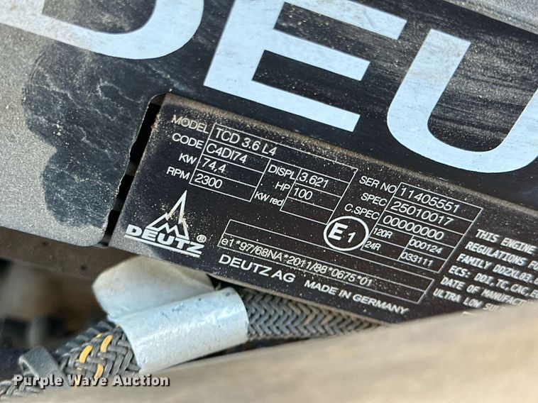 image for item ER8112 2013 Genie GTH-844 telehandler