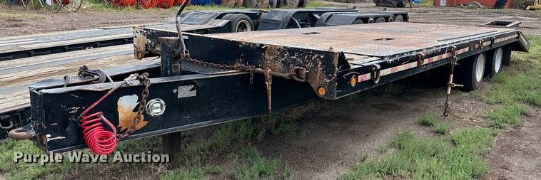 image for item IB9456 2001 Towmaster equipment trailer