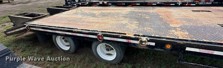 image for item IB9456 2001 Towmaster equipment trailer