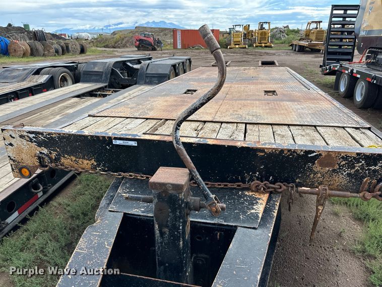 image for item IB9456 2001 Towmaster equipment trailer