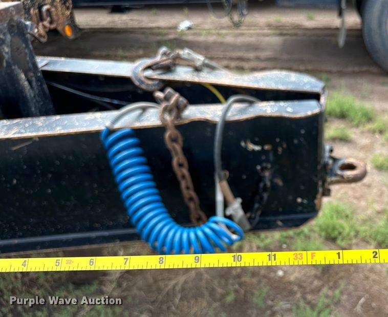 image for item IB9456 2001 Towmaster equipment trailer