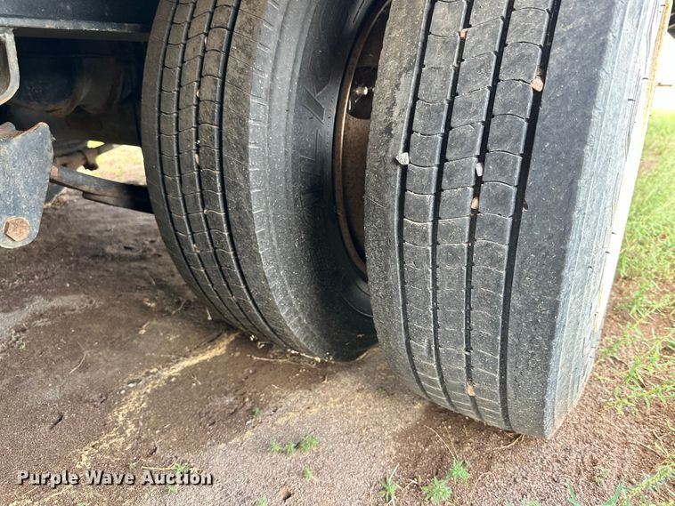 image for item IB9456 2001 Towmaster equipment trailer