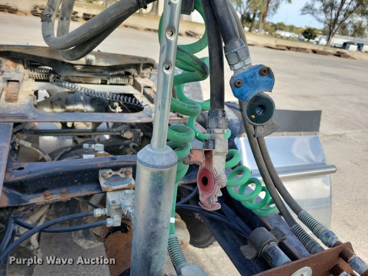 image for item JH9925 2000 Mack CX613 semi truck