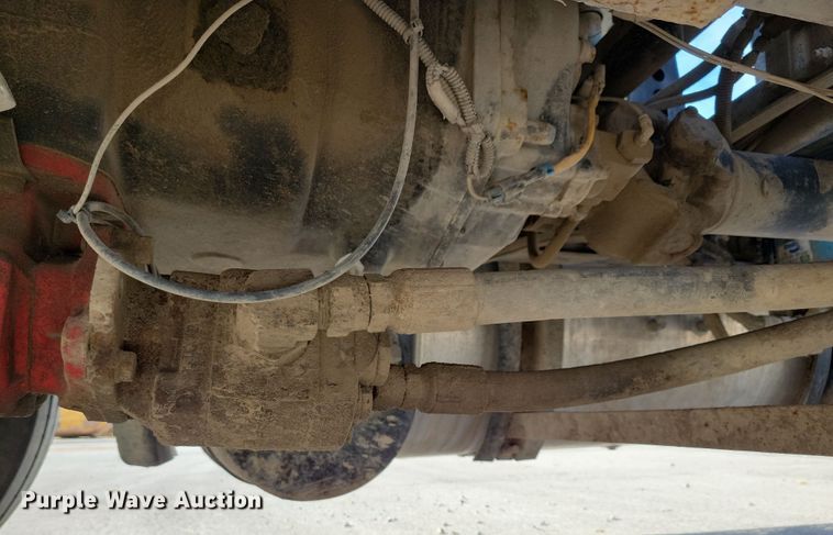 image for item JH9925 2000 Mack CX613 semi truck