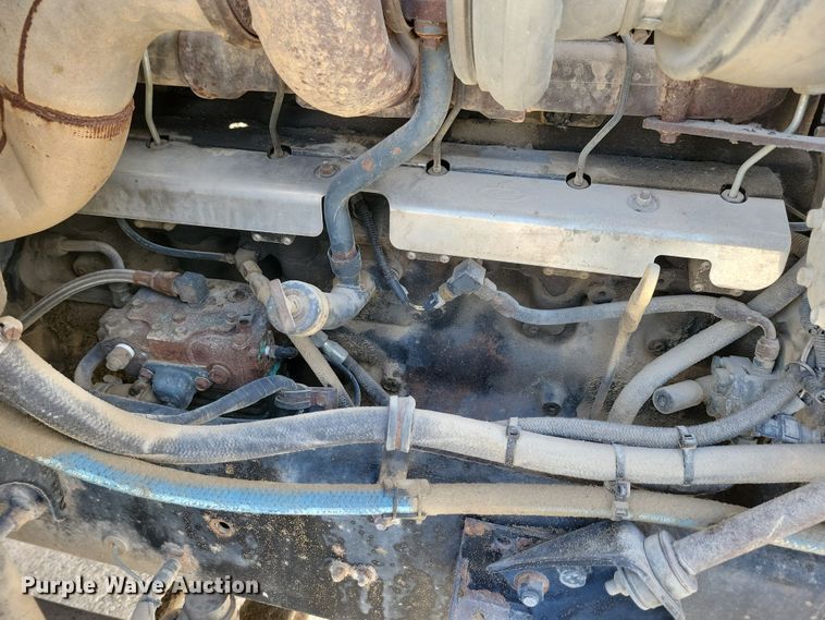 image for item JH9925 2000 Mack CX613 semi truck