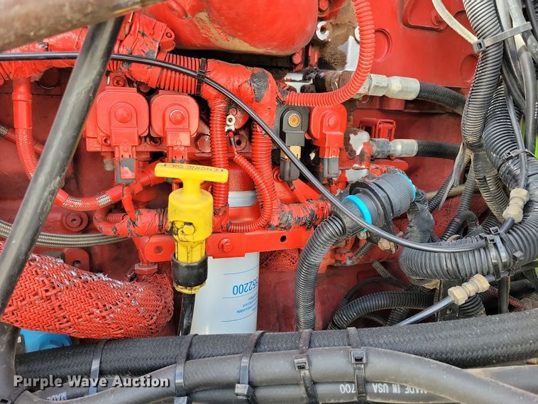 image for item JH9926 2004 Mack CL733 semi truck