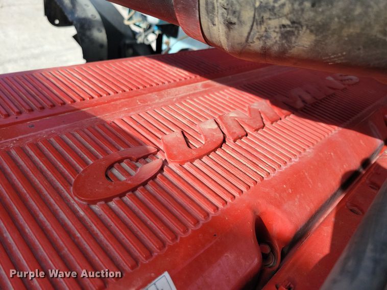 image for item JH9926 2004 Mack CL733 semi truck