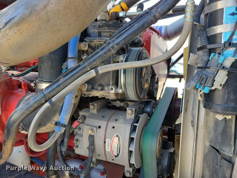 image for item JH9926 2004 Mack CL733 semi truck