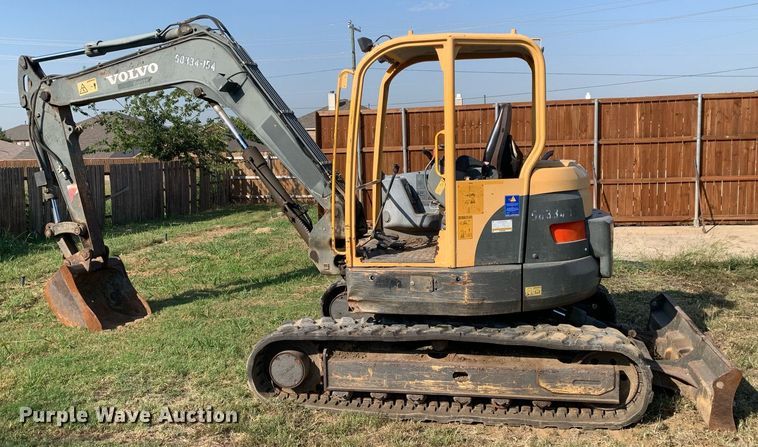 image for item JT9680 2012 Volvo ECR88 mini excavator