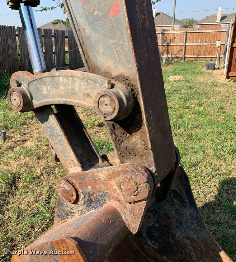 image for item JT9680 2012 Volvo ECR88 mini excavator