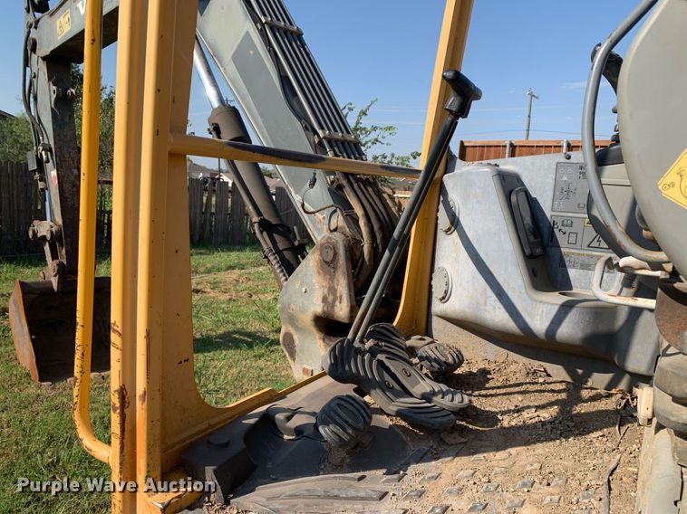 image for item JT9680 2012 Volvo ECR88 mini excavator