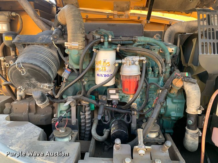 image for item JT9680 2012 Volvo ECR88 mini excavator