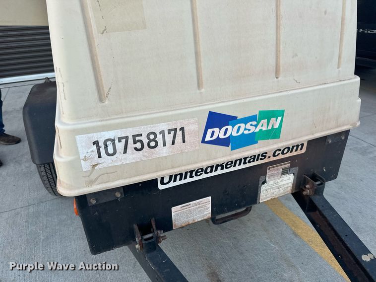 image for item LR9528 2018 Doosan  C185 air compressor