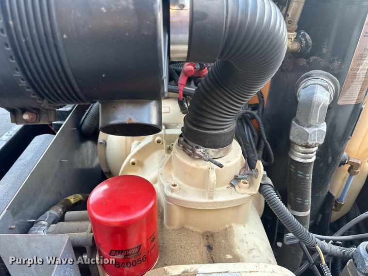 image for item LR9528 2018 Doosan  C185 air compressor