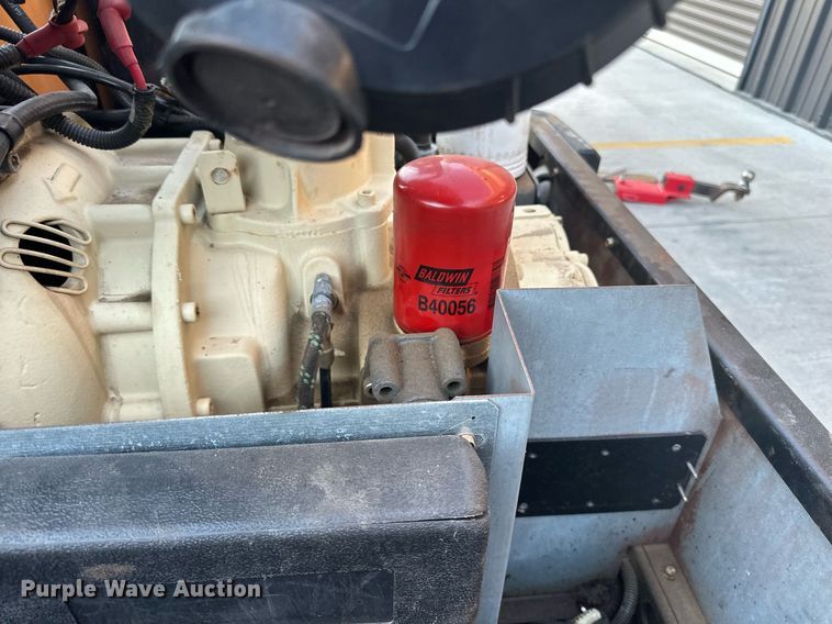 image for item LR9528 2018 Doosan  C185 air compressor