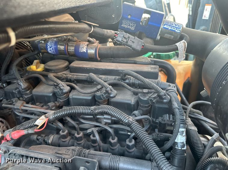 image for item LR9528 2018 Doosan  C185 air compressor