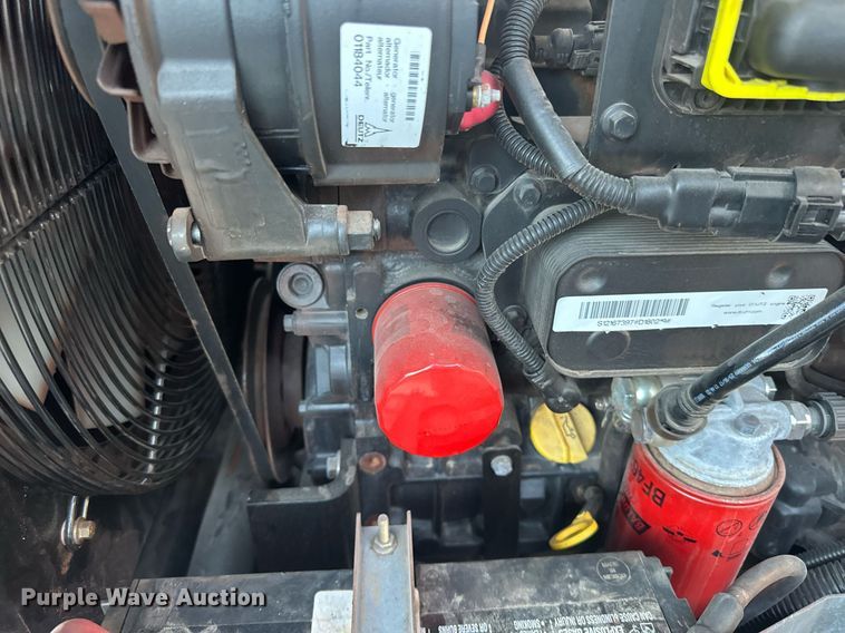 image for item LR9528 2018 Doosan  C185 air compressor