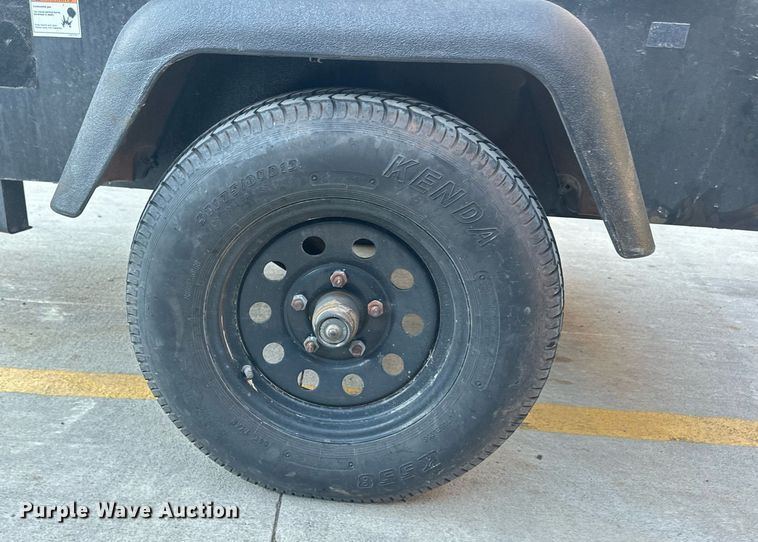 image for item LR9528 2018 Doosan  C185 air compressor