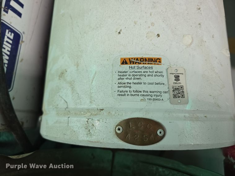 image for item LW9941 (18) heaters